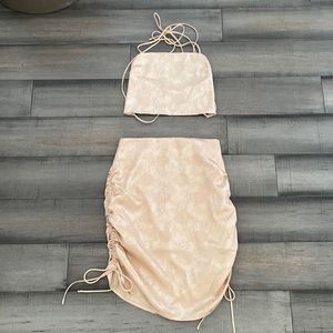 Forever 21 Champagne Set